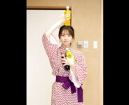 [FRIDAY] 2023.03.09 菊地姫奈 & くろがねさら 二人きりで卒業旅行