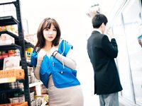 [Loozy] Son Ye-Eun (손예은) - CS Part Timer