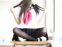 【青山裕企】黒髪女子