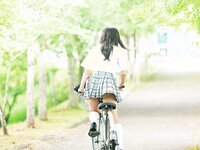 【青山裕企】夏服女子