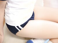 【青山裕企】ふともも写真館