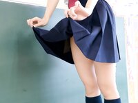 【青山裕企】ふともも写真館