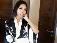 Allieasia OnlyFans Photo Collection