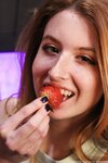 Strawberrykisses99 OnlyFans Photo Collection