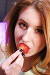 Strawberrykisses99 OnlyFans Photo Collection