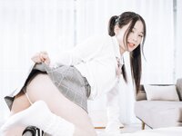 【JVID】 – 婕咪 雙馬尾女孩想在學長的胯下依偎，四点全露
