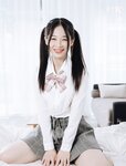 【JVID】 – 婕咪 雙馬尾女孩想在學長的胯下依偎，四点全露