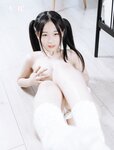 【JVID】 – 婕咪 雙馬尾女孩想在學長的胯下依偎，四点全露