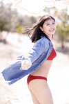 [FLASH Photobook] Reona Matsushita 松下玲緒菜 - Journey with bare skin 素肌で、旅立ち (2023-03-14)