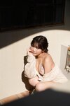 [FLASH Photobook] Reona Matsushita 松下玲緒菜 - Journey with bare skin 素肌で、旅立ち (2023-03-14)