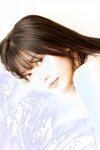 [FLASH Photobook] Reona Matsushita 松下玲緒菜 - Journey with bare skin 素肌で、旅立ち (2023-03-14)