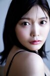 [FLASH Photobook] Reona Matsushita 松下玲緒菜 - Journey with bare skin 素肌で、旅立ち (2023-03-14)