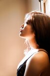 [FLASH Photobook] Reona Matsushita 松下玲緒菜 - Journey with bare skin 素肌で、旅立ち (2023-03-14)