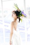[FLASH Photobook] Reona Matsushita 松下玲緒菜 - Journey with bare skin 素肌で、旅立ち (2023-03-14)