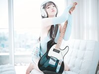 [DJAWA] Son Ye-Eun (손예은) - Ms. Slowhand