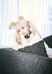 [COSPLAY] 日奈娇 衬衫小狗