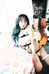 [Loozy] Son Ye-Eun (손예은) - Fetish Cafe