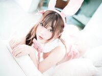 [DJAWA] Newbom - The Year of the Pink Bunny (+S.Ver)