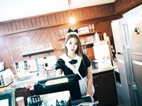 [Loozy] Bomi (보미) - Maid Cafe (+S.Ver)