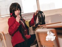 [COSPLAY] 咬一口兔娘 风纪委员大凤