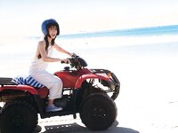 [Photobook] 白間美瑠ファースト写真集「LOVE RUSH」