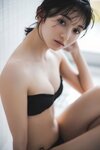 [FRIDAY Digital Photobook] Fuka Kumazawa 熊澤風花 – Glass heroine ガラスのヒロイン (2023-05-11)