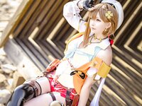 [COSPLAY] 星之迟迟 莱莎的炼金工坊