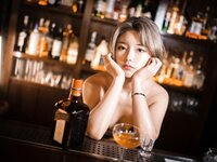 [PINK] U.Hwa (은유화) - Secret Present No.01