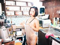 [Loozy] Booty Queen - Vinyl Aprons (+S.Ver)