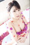 FRIDAYデジタル写真集 海里 元高級デパート受付嬢が脱いだっ