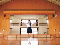 【特典映像付き！】海に見惚れて 八掛うみ【ヌード写真集】FANZA限定特別カット付き