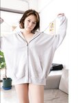 【電子版だけの特典カット付き】びびぐら　村重杏奈 (別冊ＶｉＶｉ) (2022-11-05)
