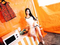 [Loozy] Bomi (보미) - Street Stall
