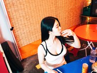 [Loozy] Bomi (보미) - Street Stall