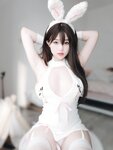 [COSPLAY] 女主K - 白丝兔女郎 [102P-295.23MB]