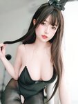 [COSPLAY] 女主K - 黑丝兔女郎 [102P-353.86MB]