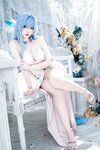 [COSPLAY] 宫本桜 Nikke胜利女神 海伦娜礼服