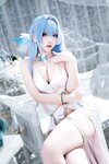 [COSPLAY] 宫本桜 Nikke胜利女神 海伦娜礼服