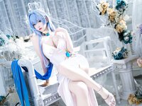 [COSPLAY] 宫本桜 Nikke胜利女神 海伦娜礼服