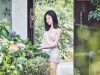 [COSPLAY] 年年 - 夏日精灵 [41P-357.82MB]