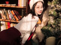 [COSPLAY] 年年 - 小红帽 [41P-336.48MB]