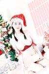 [COSPLAY] 年年 - 圣诞2022 [41P-233MB]