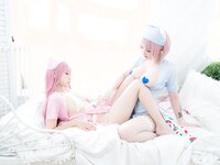 [COSPLAY] 皮皮奶&周叽是可爱兔兔 - 粉蓝护士 [77P8V-725MB]