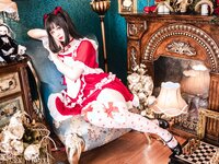 [COSPLAY] 皮皮奶 Vol.30 元月贺图 [39P-779MB]