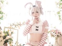 [COSPLAY] 皮皮奶 Vol.27 粉色兔兔 [71P-1.65GB]