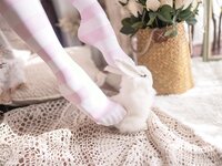 [COSPLAY] 皮皮奶 Vol.27 粉色兔兔 [71P-1.65GB]