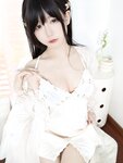 2023-05-19 優しい様子 [14P-18.62MB]