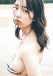 [Photobook] 菊地姫奈写真集 『moment』