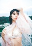 [Photobook] 菊地姫奈写真集 『moment』
