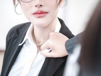 [COSPLAY] 鹿八岁 - 女上司和女下属 [70P3V-1.01GB]